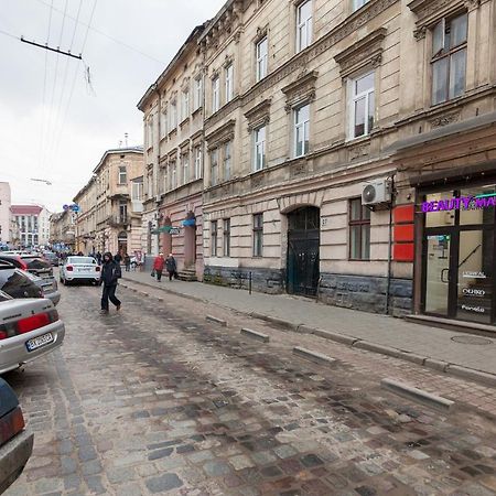 Leogrand Apartments Panteleimona Kulisha 27 Lviv Exteriör bild